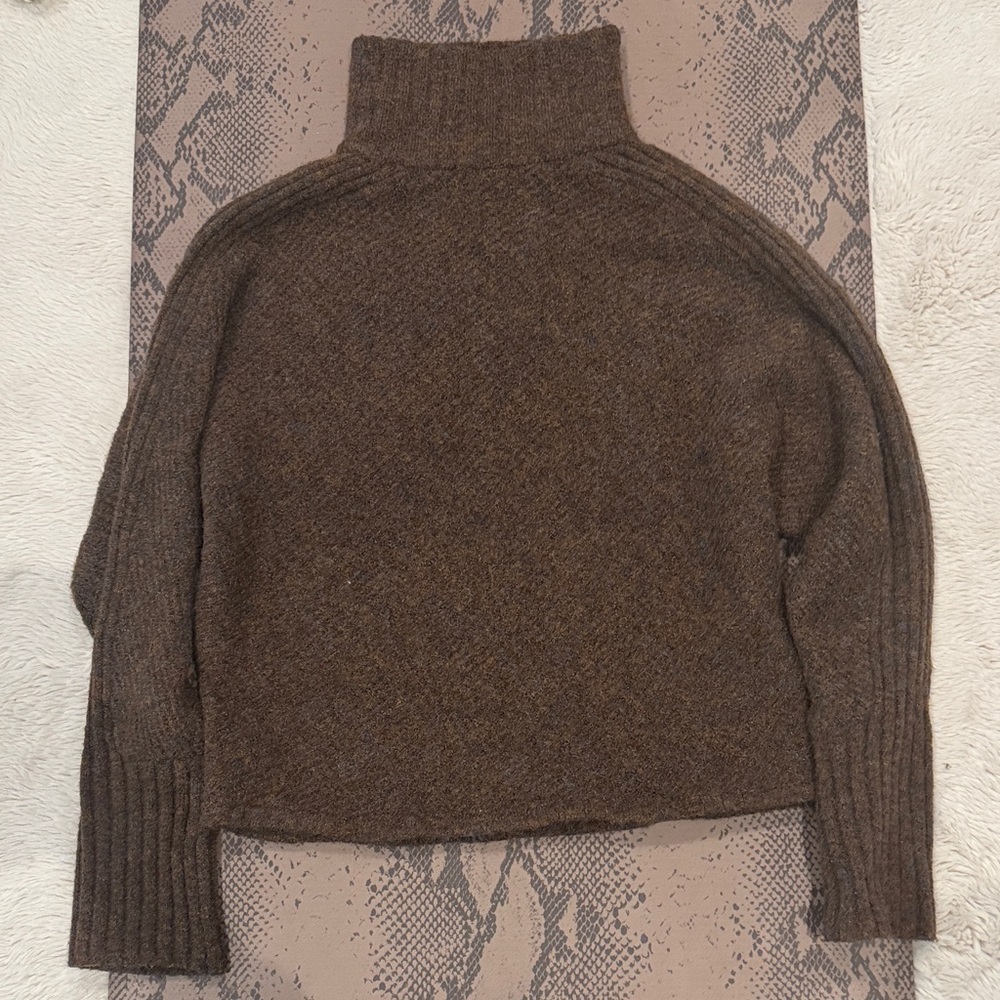 Max Studio Chocolate Brown Turtleneck Sweater